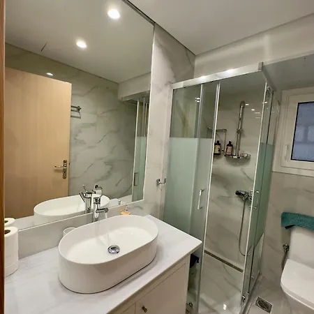 Fully Renovated In The Heart Of Athens