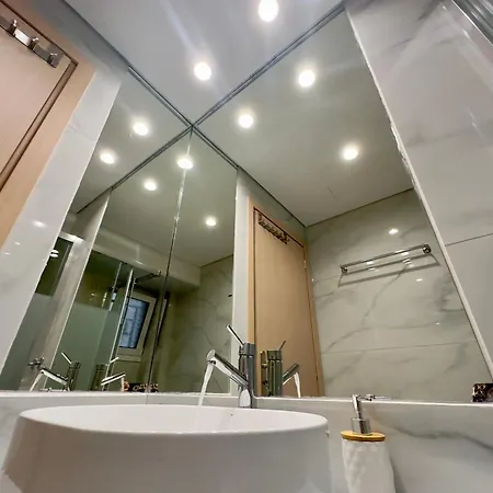 Apartment Fully Renovated In The Heart Of