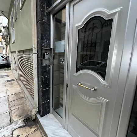 Apartment Fully Renovated In The Heart Of Athens